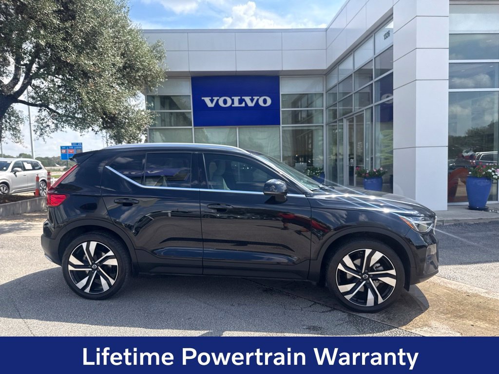 Certified 2024 Volvo XC40 B5 Plus w/ Protection Package Premier AWD/4WD image 8