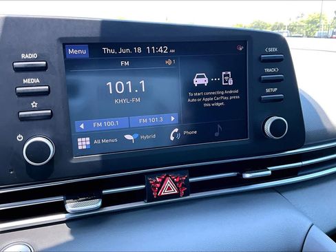 Used 2023 Hyundai Elantra Blue FWD image 34