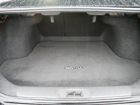 Certified 2022 Nissan Sentra SV w/ Trunk Package image 18