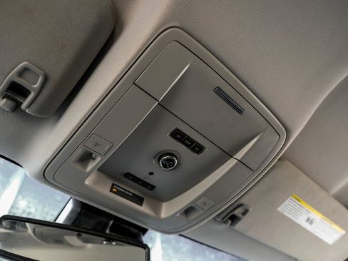 Used 2017 GMC Yukon Denali image 27