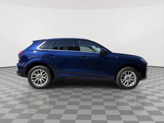 New 2026 Audi Q3 quattro 2.0T AWD/4WD image 6