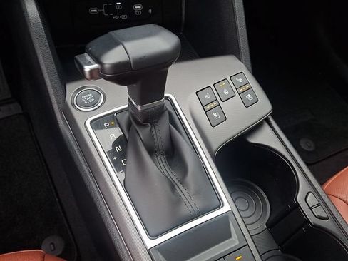 Used 2026 Kia Sportage SX FWD image 11