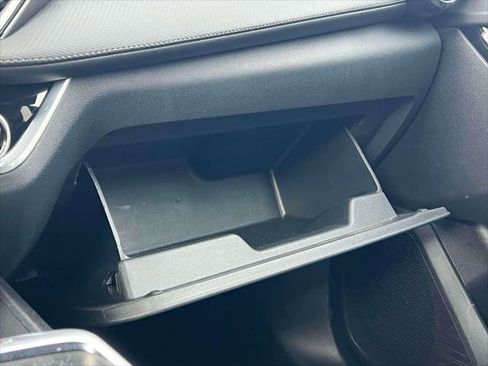 Used 2025 Chevrolet Equinox LT w/ Convenience Package II image 28