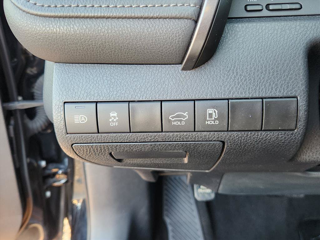 Certified 2024 Toyota Camry LE FWD image 19