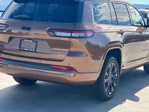 New 2026 Jeep Grand Cherokee L Limited AWD/4WD image 9
