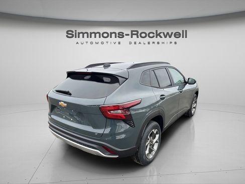 New 2026 Chevrolet Trax LT image 7