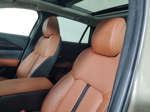 Certified 2025 MAZDA CX-50 AWD 2.5 Turbo w/ Premium Pkg image 23