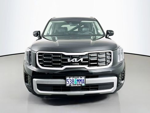 Used 2023 Kia Telluride S AWD/4WD image 3