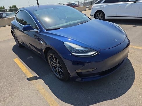 Used 2018 Tesla Model 3 Long Range AWD/4WD image 3