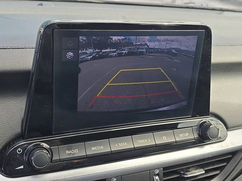 Used 2023 Kia Forte LXS w/ LXS Technology Package image 21