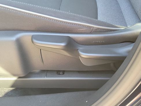 Used 2021 Chevrolet TrailBlazer LS FWD image 20