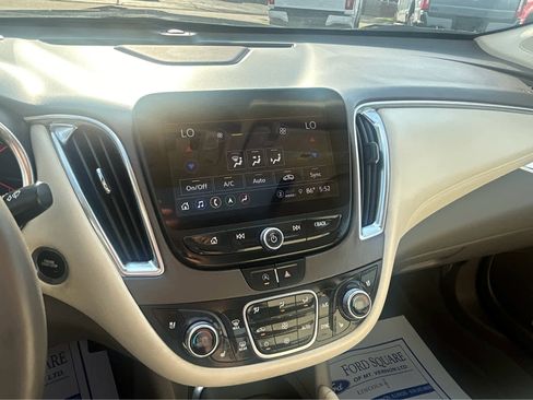 Used 2024 Chevrolet Malibu LT image 33