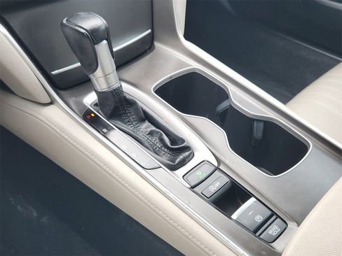 Certified 2021 Honda Accord EX-L image 19