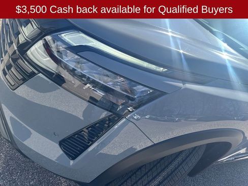 New 2026 Nissan Pathfinder Platinum image 35