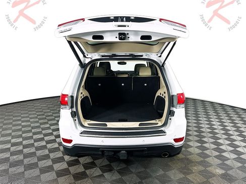 Used 2019 Jeep Grand Cherokee Limited w/ Trailer Tow Group IV image 29