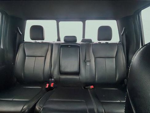 Used 2021 Ford F350 Lariat w/ Chrome Package image 21