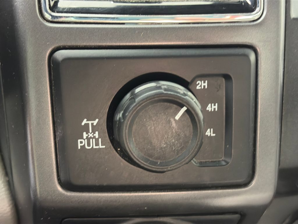 Used 2018 Ford F150 XLT w/ Equipment Group 302A Luxury AWD/4WD image 22
