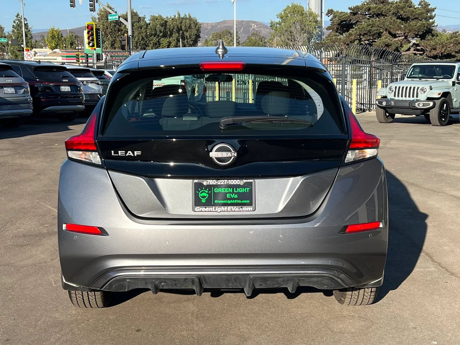 Used 2025 Nissan Leaf S FWD image 6