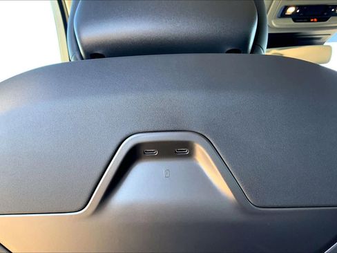 New 2026 Lincoln Nautilus Premier w/ Jet Appearance Package image 18