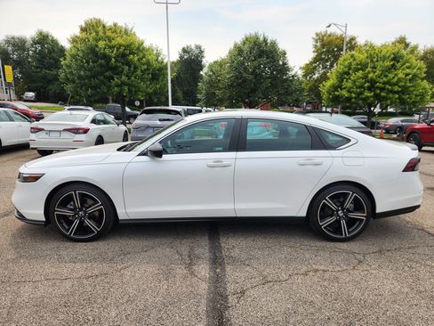 Certified 2025 Honda Accord Sport image 5