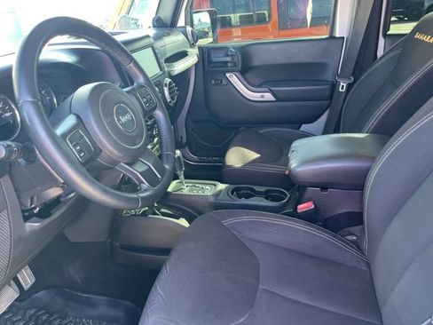 Used 2013 Jeep Wrangler Unlimited Sahara w/ Dual Top Group image 10