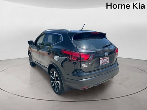 Used 2017 Nissan Rogue Sport SL FWD image 5