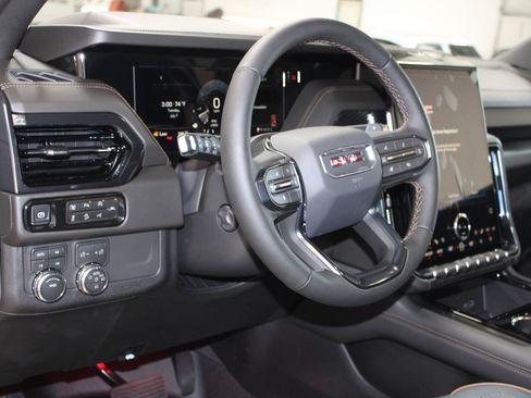 New 2026 GMC Yukon AT4 w/ AT4 Premium Package AWD/4WD image 28