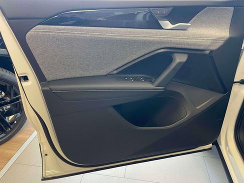 New 2026 Volkswagen Tiguan SE R-Line image 16