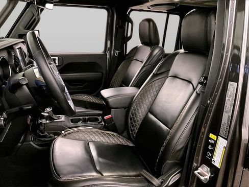 Used 2020 Jeep Wrangler Unlimited Sahara AWD/4WD image 24