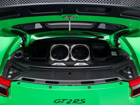 Used 2018 Porsche 911 GT2 RS image 57