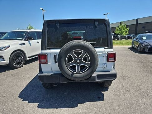 Used 2021 Jeep Wrangler Unlimited Sport image 6