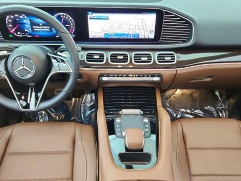 Used 2025 Mercedes-Benz GLE 450e 4MATIC image 36