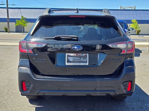 Used 2020 Subaru Outback Onyx Edition XT AWD/4WD image 7