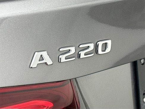 Used 2021 Mercedes-Benz A 220 4MATIC image 28