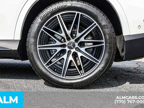 Used 2025 Mercedes-Benz GLC 43 AMG 4MATIC image 17