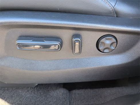 Used 2021 Honda CR-V Touring image 18