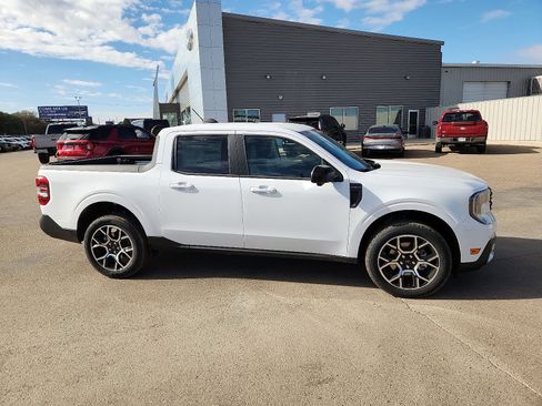 New 2026 Ford Maverick Lariat w/ 4K Tow Package image 5