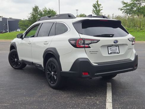 Certified 2025 Subaru Outback Premium AWD/4WD image 13