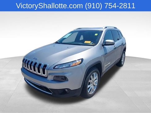 Used 2015 Jeep Cherokee Limited AWD/4WD image 17