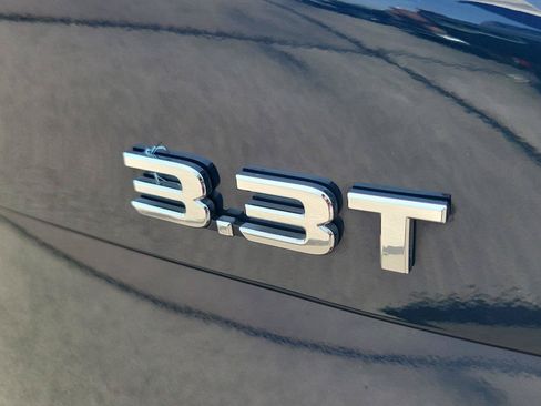 Used 2020 Genesis G70 3.3T RWD image 7