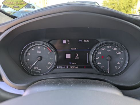 Used 2021 Cadillac XT4 Premium Luxury image 31