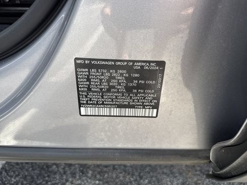 Used 2024 Volkswagen Atlas SE FWD image 28