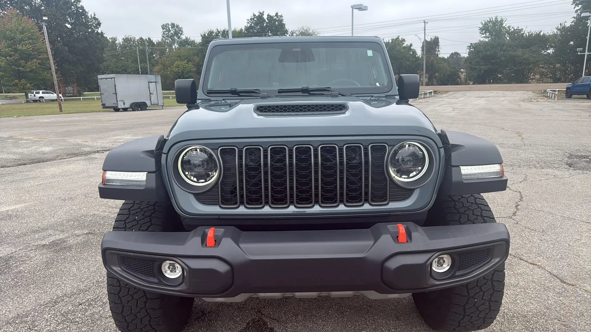 Used 2026 Jeep Gladiator Mojave AWD/4WD image 8