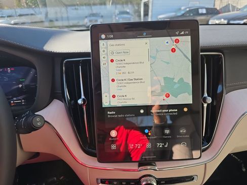 New 2026 Volvo XC60 T8 Ultra w/ Protection Package Premier image 32