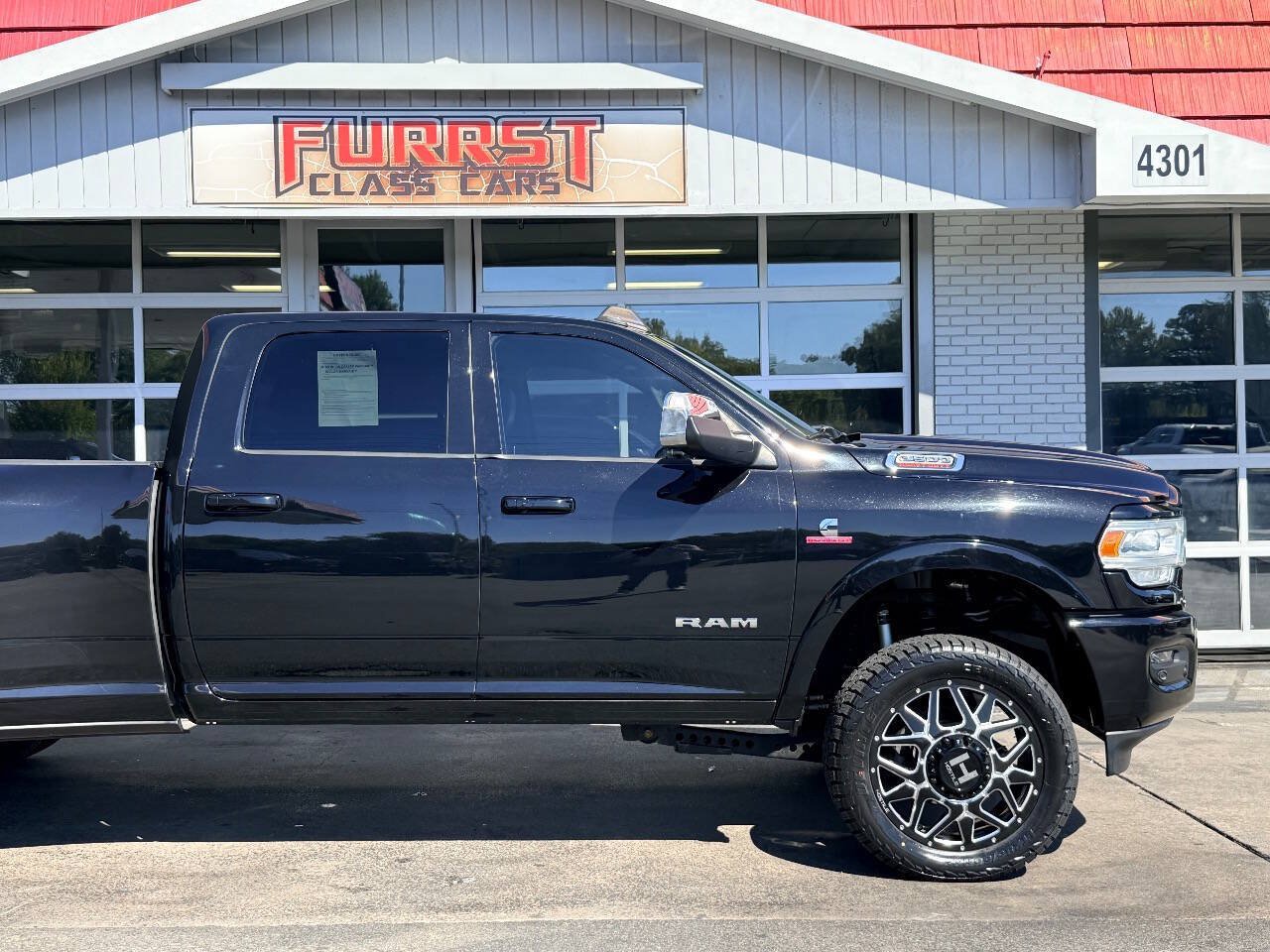 Used 2021 RAM 3500 Laramie AWD/4WD image 12