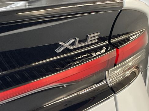 Certified 2024 Toyota Prius XLE image 33