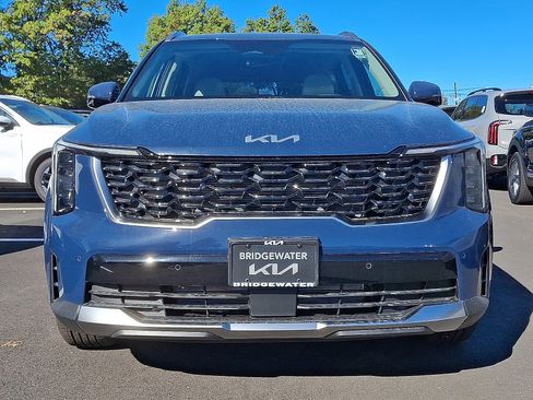 New 2026 Kia Sorento S FWD image 2