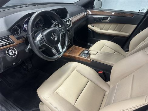 Used 2013 Mercedes-Benz E 350 4MATIC Sedan image 2