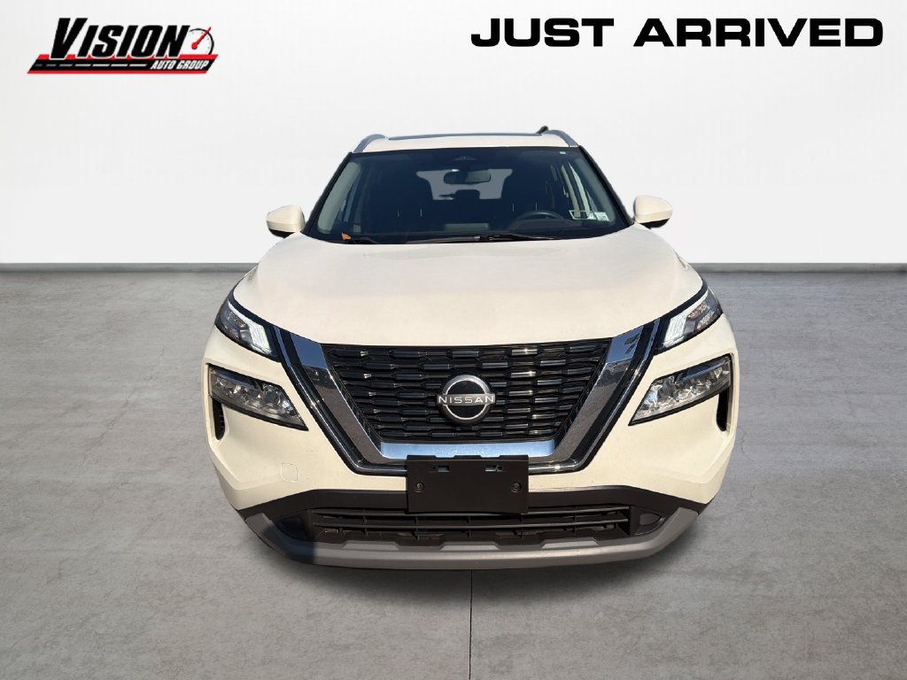 Used 2023 Nissan Rogue SV w/ SV Premium B Package AWD/4WD image 2
