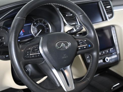 Used 2020 INFINITI QX50 Sensory w/ Proactive Package image 11